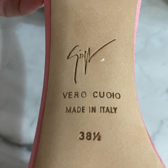 Giuseppe Zanotti pink satin heels w/ rhinestone ankle size 8.5 - Picture 5 of 6